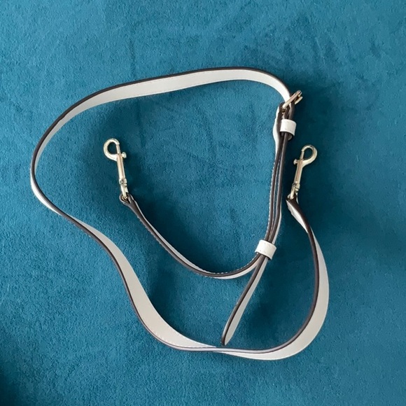 Coach Signature Bag - NWOT - Gold on Gold - Canvas Shoulder Bag - Picture 6 of 7